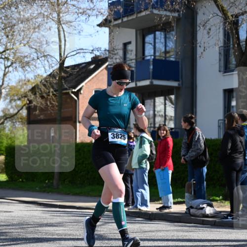 12.04.2026 - 45. Internationalen Wilhelmsburger Insellauf J. Mangold http://msf.ph/oto/9465683 12.04.2026 10:58:44 Ziel 3140, 4071, 2553, 2989, 3825, 5615, 3150, 2269, 5366, 3044, 3045, 3582, 4896, 2308 meine-sportfotos.de