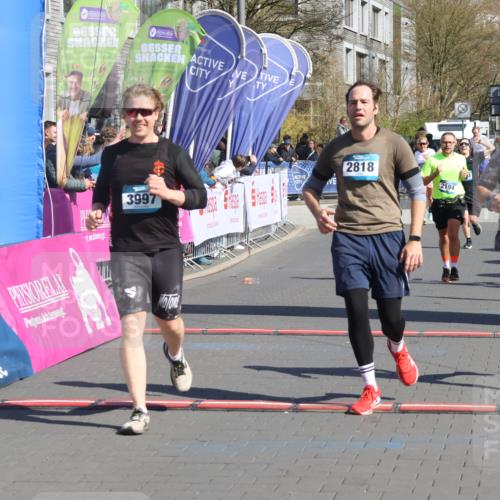 12.04.2026 - 45. Internationalen Wilhelmsburger Insellauf Strokosch-Dieckow http://msf.ph/oto/9465694 12.04.2026 10:58:34 Ziel 3997, 2818, 3257, 2499, 2194 meine-sportfotos.de
