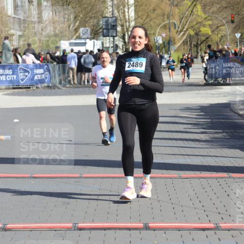 12.04.2026 - 45. Internationalen Wilhelmsburger Insellauf Strokosch-Dieckow http://msf.ph/oto/9465740 12.04.2026 11:16:11 Ziel 2343, 2295 meine-sportfotos.de