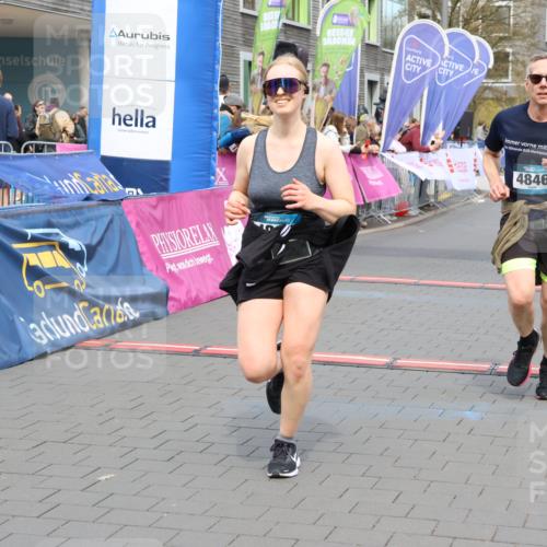 12.04.2026 - 45. Internationalen Wilhelmsburger Insellauf Strokosch-Dieckow http://msf.ph/oto/9465777 12.04.2026 13:12:44 Ziel 4847, 4846, 4850, 4550 meine-sportfotos.de