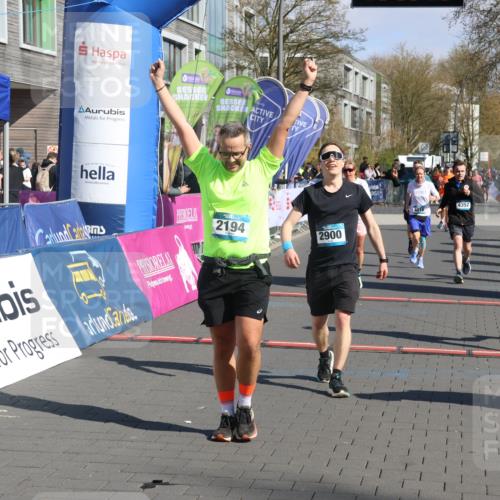 12.04.2026 - 45. Internationalen Wilhelmsburger Insellauf Strokosch-Dieckow http://msf.ph/oto/9465799 12.04.2026 10:58:42 Ziel 2194, 2900, 3260, 3568, 4352, 4215, 4394 meine-sportfotos.de