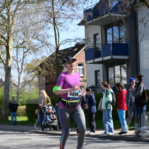 12.04.2026 - 45. Internationalen Wilhelmsburger Insellauf J. Mangold http://msf.ph/oto/9465810 12.04.2026 10:59:12 Ziel 5366, 3044, 3045, 3582, 4896, 2308, 5419, 2931, 2930, 4004, 2858, 5699, 5698, 4101, 2529, 3194 meine-sportfotos.de