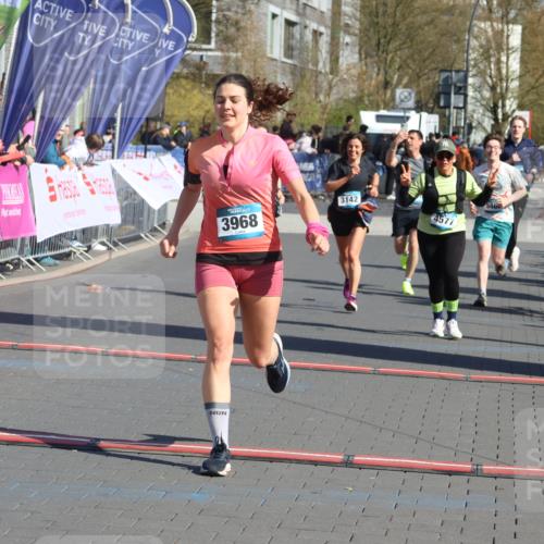 12.04.2026 - 45. Internationalen Wilhelmsburger Insellauf Strokosch-Dieckow http://msf.ph/oto/9465869 12.04.2026 10:58:55 Ziel 3968, 4577, 5703, 3142, 5468, 3140 meine-sportfotos.de