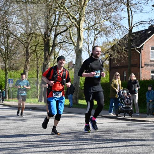 12.04.2026 - 45. Internationalen Wilhelmsburger Insellauf J. Mangold http://msf.ph/oto/9465870 12.04.2026 10:59:24 Ziel 4896, 2308, 5419, 2931, 2930, 4004, 2858, 5699, 5698, 4101, 2529, 3194, 3367, 3468, 2665, 2988, 4289, 3723, 3797, 3727 meine-sportfotos.de