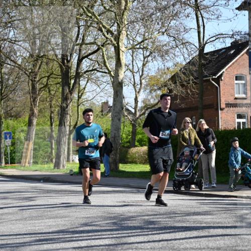12.04.2026 - 45. Internationalen Wilhelmsburger Insellauf J. Mangold http://msf.ph/oto/9465899 12.04.2026 10:59:26 Ziel 4896, 2308, 5419, 2931, 2930, 4004, 2858, 5699, 5698, 4101, 2529, 3194, 3367, 3468, 2665, 2988, 4289, 3723, 3797, 3727 meine-sportfotos.de