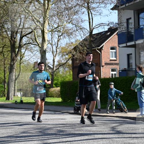 12.04.2026 - 45. Internationalen Wilhelmsburger Insellauf J. Mangold http://msf.ph/oto/9465910 12.04.2026 10:59:26 Ziel 4896, 2308, 5419, 2931, 2930, 4004, 2858, 5699, 5698, 4101, 2529, 3194, 3367, 3468, 2665, 2988, 4289, 3723, 3797, 3727 meine-sportfotos.de
