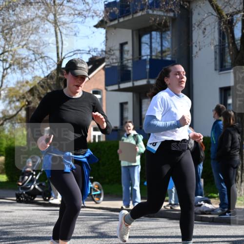 12.04.2026 - 45. Internationalen Wilhelmsburger Insellauf J. Mangold http://msf.ph/oto/9465925 12.04.2026 10:59:31 Ziel 2308, 5419, 2931, 2930, 4004, 2858, 5699, 5698, 4101, 2529, 3194, 3194, 3367, 3468, 2665, 2988, 4289, 3723, 3797, 3727, 2166 meine-sportfotos.de