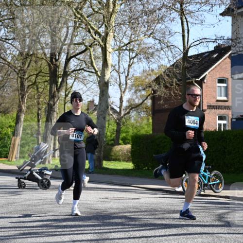 12.04.2026 - 45. Internationalen Wilhelmsburger Insellauf J. Mangold http://msf.ph/oto/9465932 12.04.2026 10:59:35 Ziel 5419, 2931, 2930, 4004, 2858, 5699, 5698, 4101, 2529, 3194, 3367, 3468, 2665, 2988, 4289, 3723, 3797, 3727, 2166 meine-sportfotos.de