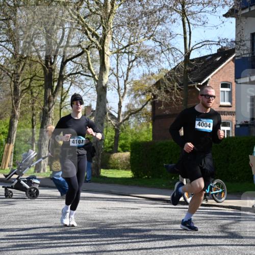 12.04.2026 - 45. Internationalen Wilhelmsburger Insellauf J. Mangold http://msf.ph/oto/9465933 12.04.2026 10:59:35 Ziel 5419, 2931, 2930, 4004, 2858, 5699, 5698, 4101, 2529, 3194, 3367, 3468, 2665, 2988, 4289, 3723, 3797, 3727, 2166 meine-sportfotos.de