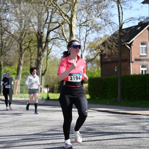 12.04.2026 - 45. Internationalen Wilhelmsburger Insellauf J. Mangold http://msf.ph/oto/9465981 12.04.2026 10:59:42 Ziel 4004, 2858, 5699, 5698, 4101, 2529, 3194, 3367, 3468, 2665, 2988, 4289, 3723, 3797, 3727, 2166, 2977, 4107, 4152, 2646 meine-sportfotos.de