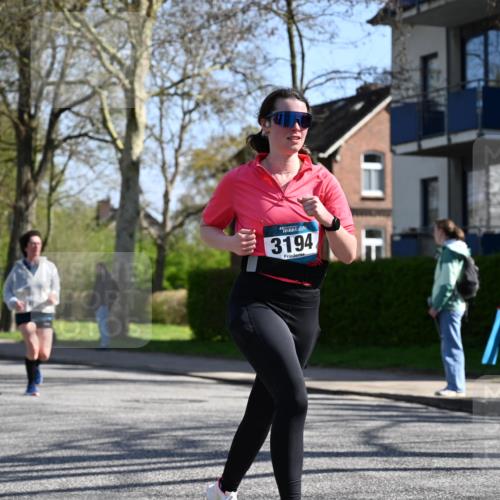 12.04.2026 - 45. Internationalen Wilhelmsburger Insellauf J. Mangold http://msf.ph/oto/9465992 12.04.2026 10:59:42 Ziel 4004, 2858, 5699, 5698, 4101, 2529, 3194, 3367, 3468, 2665, 2988, 4289, 3723, 3797, 3727, 2166, 2977, 4107, 4152, 2646 meine-sportfotos.de
