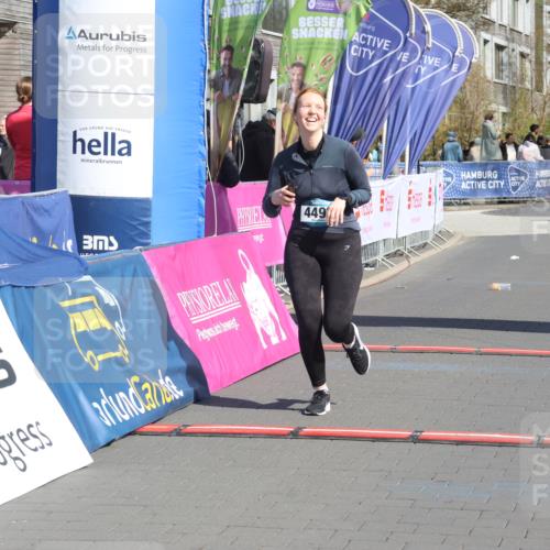 12.04.2026 - 45. Internationalen Wilhelmsburger Insellauf Strokosch-Dieckow http://msf.ph/oto/9466037 12.04.2026 11:16:47 Ziel 4497 meine-sportfotos.de