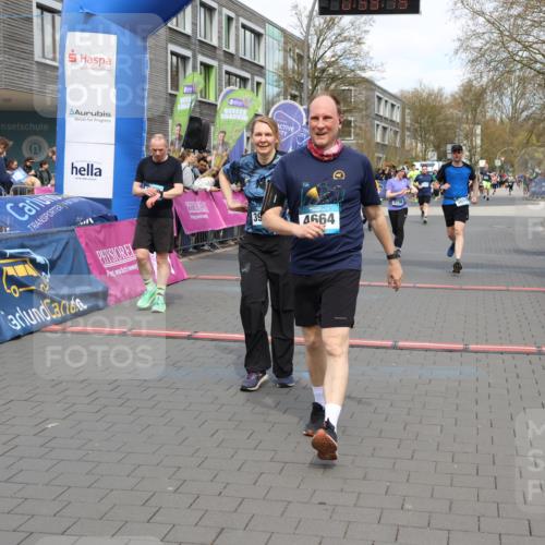 12.04.2026 - 45. Internationalen Wilhelmsburger Insellauf Strokosch-Dieckow http://msf.ph/oto/9466076 12.04.2026 13:12:14 Ziel 4730, 3969, 3055, 4664, 2396, 3079, 3138, 5402 meine-sportfotos.de