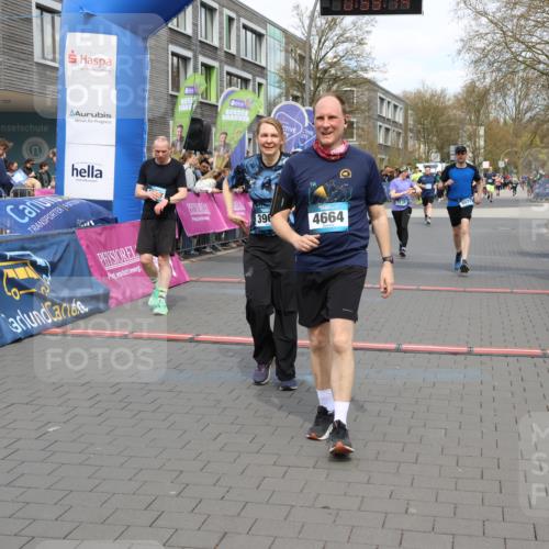12.04.2026 - 45. Internationalen Wilhelmsburger Insellauf Strokosch-Dieckow http://msf.ph/oto/9466081 12.04.2026 13:12:14 Ziel 4730, 3969, 3055, 4664, 2396, 3079, 3138, 5402 meine-sportfotos.de