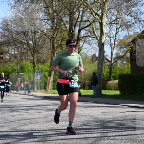 12.04.2026 - 45. Internationalen Wilhelmsburger Insellauf J. Mangold http://msf.ph/oto/9466083 12.04.2026 10:59:56 Ziel 3194, 3367, 3468, 2665, 2988, 4289, 3723, 3797, 3727, 2166, 2977, 4107, 4152, 2646, 4991, 4993, 3953, 3373 meine-sportfotos.de