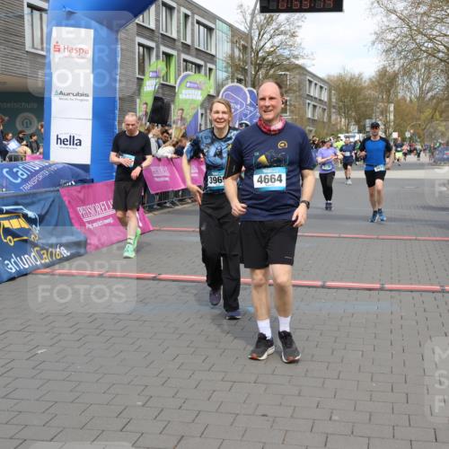 12.04.2026 - 45. Internationalen Wilhelmsburger Insellauf Strokosch-Dieckow http://msf.ph/oto/9466087 12.04.2026 13:12:14 Ziel 4730, 3969, 3055, 4664, 2396, 3079, 3138, 5402 meine-sportfotos.de