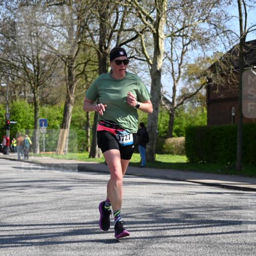 12.04.2026 - 45. Internationalen Wilhelmsburger Insellauf J. Mangold http://msf.ph/oto/9466088 12.04.2026 10:59:56 Ziel 3194, 3367, 3468, 2665, 2988, 4289, 3723, 3797, 3727, 2166, 2977, 4107, 4152, 2646, 4991, 4993, 3953, 3373 meine-sportfotos.de