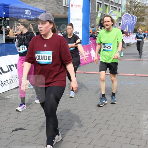 12.04.2026 - 45. Internationalen Wilhelmsburger Insellauf Strokosch-Dieckow http://msf.ph/oto/9466119 12.04.2026 13:12:10 Ziel 2084, 5772, 3733, 4730, 3969, 3055, 4664 meine-sportfotos.de