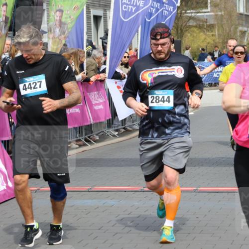 12.04.2026 - 45. Internationalen Wilhelmsburger Insellauf Strokosch-Dieckow http://msf.ph/oto/9466176 12.04.2026 13:11:58 Ziel 3994, 4558, 3573, 4427, 2844, 3115, 4726, 4051, 2827, 2825, 4985 meine-sportfotos.de