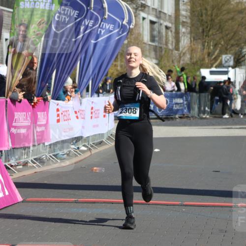12.04.2026 - 45. Internationalen Wilhelmsburger Insellauf Strokosch-Dieckow http://msf.ph/oto/9466177 12.04.2026 10:59:47 Ziel 2308 meine-sportfotos.de
