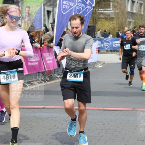12.04.2026 - 45. Internationalen Wilhelmsburger Insellauf Strokosch-Dieckow http://msf.ph/oto/9466234 12.04.2026 13:11:54 Ziel 4796, 2461, 4810, 3994, 4558, 3573, 4427, 2844 meine-sportfotos.de