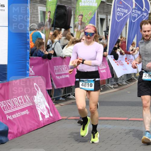 12.04.2026 - 45. Internationalen Wilhelmsburger Insellauf Strokosch-Dieckow http://msf.ph/oto/9466238 12.04.2026 13:11:54 Ziel 4796, 2461, 4810, 3994, 4558, 3573, 4427, 2844 meine-sportfotos.de