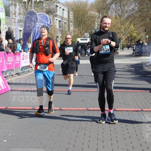 12.04.2026 - 45. Internationalen Wilhelmsburger Insellauf Strokosch-Dieckow http://msf.ph/oto/9466289 12.04.2026 10:59:57 Ziel 5419, 2931, 2930, 4004, 2858 meine-sportfotos.de