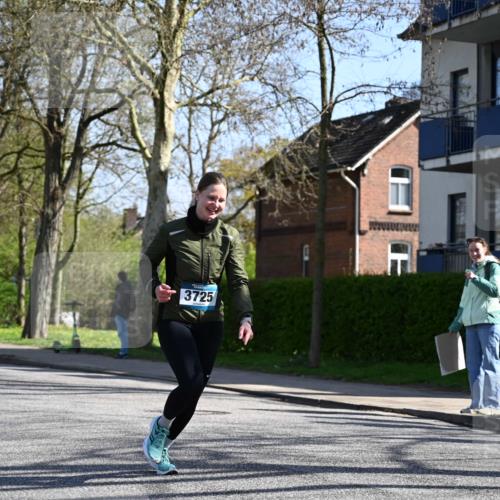 12.04.2026 - 45. Internationalen Wilhelmsburger Insellauf J. Mangold http://msf.ph/oto/9466295 12.04.2026 11:00:36 Ziel 3953, 3373, 4632, 2389, 3725, 5581, 3463, 2229, 3660, 2880 meine-sportfotos.de