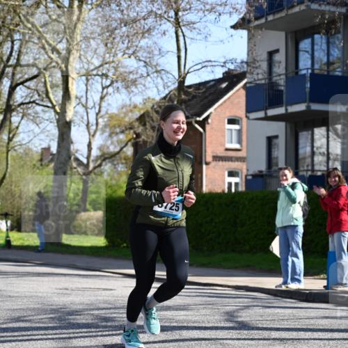 12.04.2026 - 45. Internationalen Wilhelmsburger Insellauf J. Mangold http://msf.ph/oto/9466302 12.04.2026 11:00:36 Ziel 3953, 3373, 4632, 2389, 3725, 5581, 3463, 2229, 3660, 2880 meine-sportfotos.de