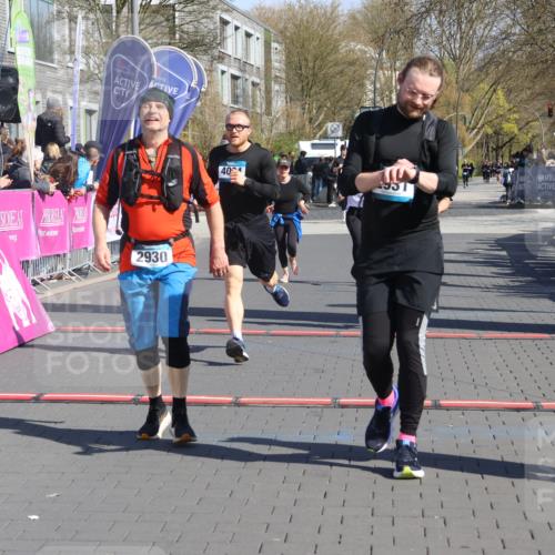 12.04.2026 - 45. Internationalen Wilhelmsburger Insellauf Strokosch-Dieckow http://msf.ph/oto/9466306 12.04.2026 10:59:58 Ziel 5419, 2931, 2930, 4004, 2858, 5699, 5698 meine-sportfotos.de