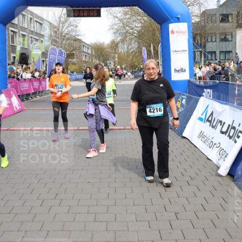 12.04.2026 - 45. Internationalen Wilhelmsburger Insellauf Strokosch-Dieckow http://msf.ph/oto/9466326 12.04.2026 13:11:45 Ziel 2076, 4106, 3247, 5180, 3101, 3734 meine-sportfotos.de