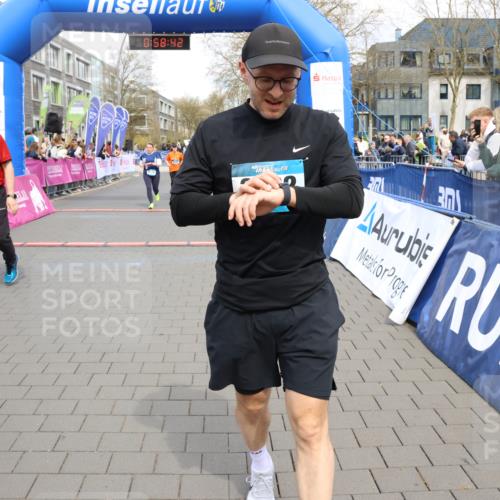 12.04.2026 - 45. Internationalen Wilhelmsburger Insellauf Strokosch-Dieckow http://msf.ph/oto/9466334 12.04.2026 13:11:41 Ziel 3932, 2114, 2519, 2113, 2076, 4106, 3247, 5180 meine-sportfotos.de