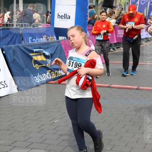 12.04.2026 - 45. Internationalen Wilhelmsburger Insellauf Strokosch-Dieckow http://msf.ph/oto/9466379 12.04.2026 13:11:38 Ziel 4216, 4895, 3932, 2114, 2519, 2113, 2076, 4106 meine-sportfotos.de