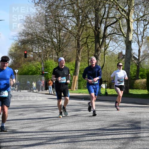 12.04.2026 - 45. Internationalen Wilhelmsburger Insellauf J. Mangold http://msf.ph/oto/9466380 12.04.2026 11:01:10 Ziel 5581, 3463, 2229, 3660, 2880, 5298, 3358, 3347, 4703, 2271, 3466, 4612 meine-sportfotos.de