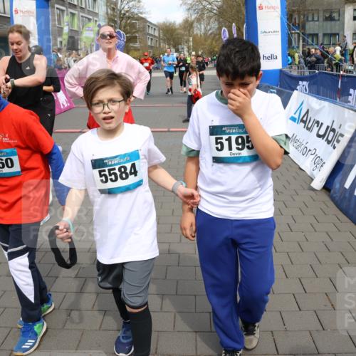 12.04.2026 - 45. Internationalen Wilhelmsburger Insellauf Strokosch-Dieckow http://msf.ph/oto/9466396 12.04.2026 13:11:35 Ziel 5199, 2889, 2714, 4216, 4895, 3932, 2114, 2519, 2113 meine-sportfotos.de