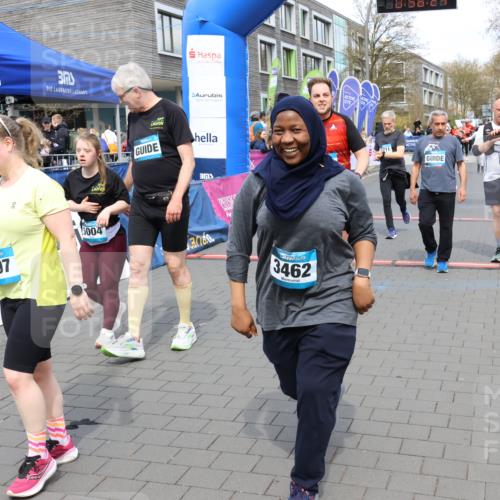 12.04.2026 - 45. Internationalen Wilhelmsburger Insellauf Strokosch-Dieckow http://msf.ph/oto/9466451 12.04.2026 13:11:24 Ziel 5160, 5768, 3243, 4916, 5161, 3211, 5584, 4770, 5246, 2926, 2927 meine-sportfotos.de