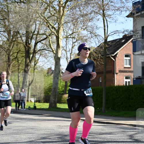 12.04.2026 - 45. Internationalen Wilhelmsburger Insellauf J. Mangold http://msf.ph/oto/9466458 12.04.2026 11:02:11 Ziel 5605, 4613, 3178, 4759, 4630, 4069, 2985, 3505, 3009, 2962, 2919, 2418, 2398, 4595, 4597, 4825, 2122, 3878, 2016, 3052 meine-sportfotos.de