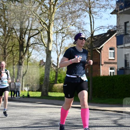 12.04.2026 - 45. Internationalen Wilhelmsburger Insellauf J. Mangold http://msf.ph/oto/9466461 12.04.2026 11:02:11 Ziel 5605, 4613, 3178, 4759, 4630, 4069, 2985, 3505, 3009, 2962, 2919, 2418, 2398, 4595, 4597, 4825, 2122, 3878, 2016, 3052 meine-sportfotos.de