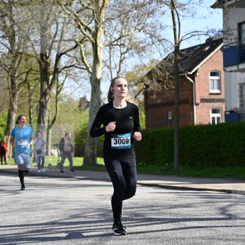 12.04.2026 - 45. Internationalen Wilhelmsburger Insellauf J. Mangold http://msf.ph/oto/9466496 12.04.2026 11:02:16 Ziel 4759, 4630, 4069, 2985, 3505, 3009, 2962, 2919, 2418, 2398, 4595, 4597, 4825, 2122, 3878, 2016, 3052, 4513, 2168 meine-sportfotos.de