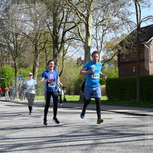 12.04.2026 - 45. Internationalen Wilhelmsburger Insellauf J. Mangold http://msf.ph/oto/9466510 12.04.2026 11:02:18 Ziel 4759, 4630, 4069, 2985, 3505, 3009, 2962, 2919, 2418, 2398, 4595, 4597, 4825, 2122, 3878, 2016, 3052, 4513, 2168, 3910 meine-sportfotos.de