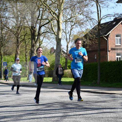12.04.2026 - 45. Internationalen Wilhelmsburger Insellauf J. Mangold http://msf.ph/oto/9466514 12.04.2026 11:02:18 Ziel 4759, 4630, 4069, 2985, 3505, 3009, 2962, 2919, 2418, 2398, 4595, 4597, 4825, 2122, 3878, 2016, 3052, 4513, 2168, 3910 meine-sportfotos.de
