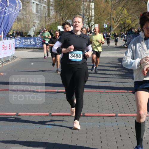 12.04.2026 - 45. Internationalen Wilhelmsburger Insellauf Strokosch-Dieckow http://msf.ph/oto/9466520 12.04.2026 11:00:20 Ziel 3367, 3468, 2665, 2988, 4289, 3723 meine-sportfotos.de