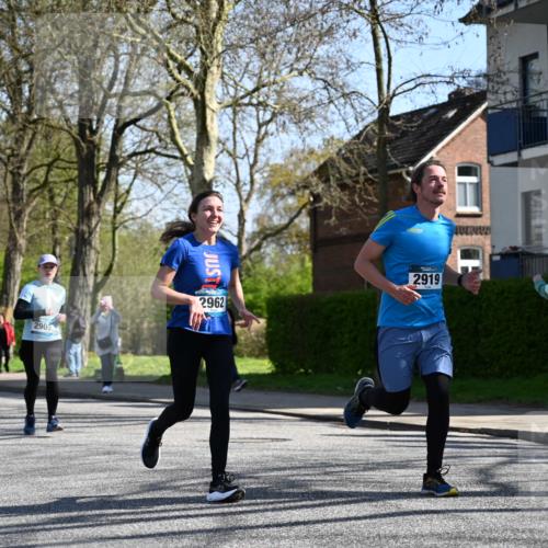 12.04.2026 - 45. Internationalen Wilhelmsburger Insellauf J. Mangold http://msf.ph/oto/9466524 12.04.2026 11:02:19 Ziel 4759, 4630, 4069, 2985, 3505, 3009, 2962, 2919, 2418, 2398, 4595, 4597, 4825, 4825, 2122, 3878, 2016, 3052, 4513, 2168, 3910 meine-sportfotos.de