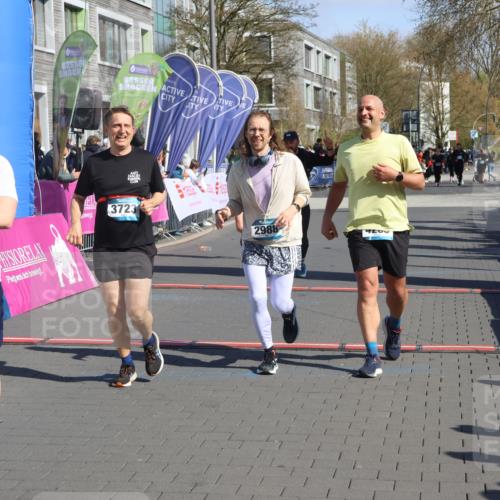 12.04.2026 - 45. Internationalen Wilhelmsburger Insellauf Strokosch-Dieckow http://msf.ph/oto/9466547 12.04.2026 11:00:25 Ziel 2665, 2988, 4289, 3723, 3797, 3727 meine-sportfotos.de