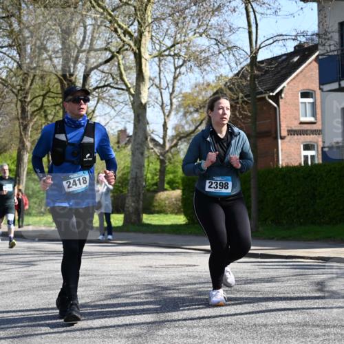 12.04.2026 - 45. Internationalen Wilhelmsburger Insellauf J. Mangold http://msf.ph/oto/9466551 12.04.2026 11:02:23 Ziel 4759, 4630, 4069, 2985, 3505, 3009, 2962, 2919, 2418, 2398, 4595, 4597, 4825, 2122, 3878, 2016, 3052, 4513, 2168, 3910, 3700, 3716, 3223, 4246 meine-sportfotos.de