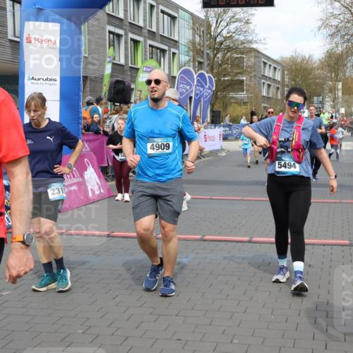 12.04.2026 - 45. Internationalen Wilhelmsburger Insellauf Strokosch-Dieckow http://msf.ph/oto/9466596 12.04.2026 13:11:11 Ziel 4540, 2315, 5494, 4909, 5004, 4969, 5762, 4769, 4798 meine-sportfotos.de