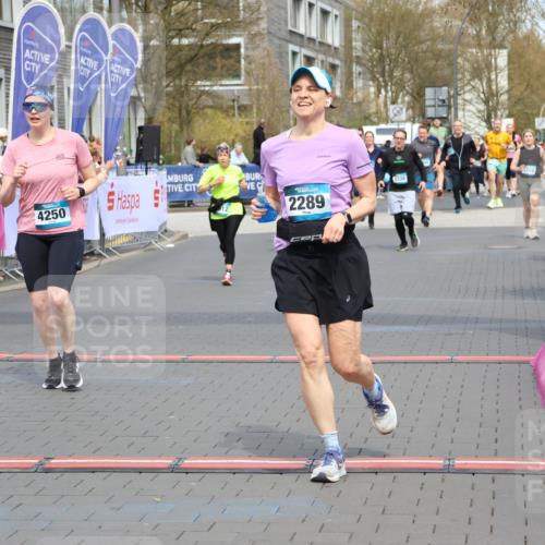 12.04.2026 - 45. Internationalen Wilhelmsburger Insellauf Strokosch-Dieckow http://msf.ph/oto/9466796 12.04.2026 13:10:50 Ziel 2289, 4250, 5612 meine-sportfotos.de