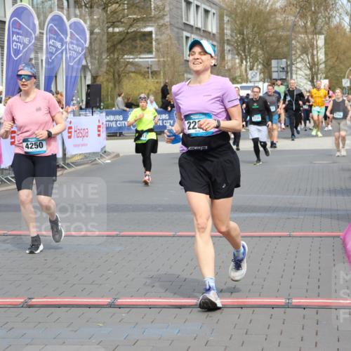 12.04.2026 - 45. Internationalen Wilhelmsburger Insellauf Strokosch-Dieckow http://msf.ph/oto/9466801 12.04.2026 13:10:50 Ziel 2289, 4250, 5612 meine-sportfotos.de