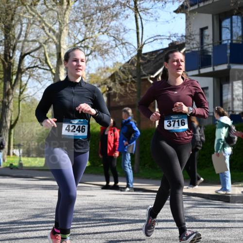 12.04.2026 - 45. Internationalen Wilhelmsburger Insellauf J. Mangold http://msf.ph/oto/9466881 12.04.2026 11:03:00 Ziel 4513, 2168, 3910, 3700, 3716, 3223, 4246, 4382, 5816, 3384, 2950, 5460, 4141, 2422, 4732 meine-sportfotos.de