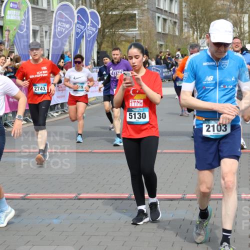 12.04.2026 - 45. Internationalen Wilhelmsburger Insellauf Strokosch-Dieckow http://msf.ph/oto/9466884 12.04.2026 13:10:36 Ziel 5130, 3004, 2103, 5089, 2001, 4116, 2743, 3673, 4961, 3919, 3793, 3549, 5646, 5287 meine-sportfotos.de